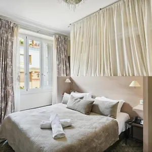 Le Singulier 3* París